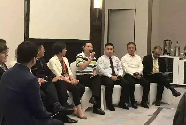 开云手机平台-开云（中国）董事长苏庆灿受邀出席，并在主题讨论环节中分享了开云手机平台-开云（中国） 特的 发展之道。