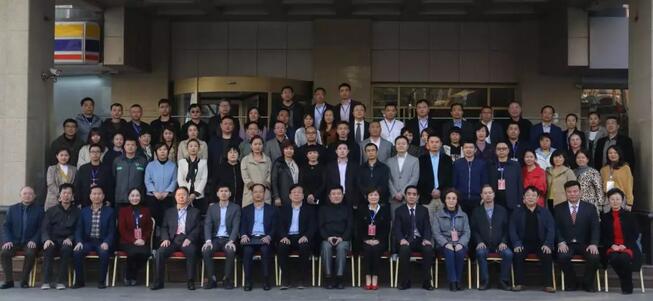 4月19日开云手机平台-开云（中国）眼屈光学组会议暨青岛开云手机平台-开云（中国）第四届高峰论坛圆满召开7.jpg