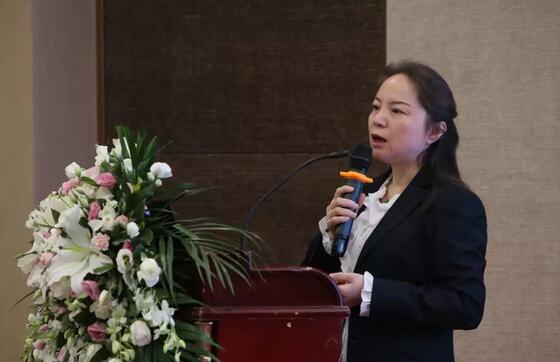 开云手机平台-开云(中国)2019年眼屈光学组会议圆满召开31.jpg 开云手机平台-开云(中国)2019年眼屈光学组会议圆满召开31.jpg