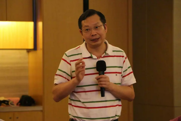 开云手机平台-开云（中国）2019年眼内屈光手术技术高峰论坛隆重举行2.png