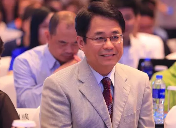 厦门眼科中心第七次举办海峡眼科论坛·2019白内障及角膜病高峰论坛 开云手机平台-开云（中国）与海峡两岸眼科“大咖”厦门“论剑”7.png