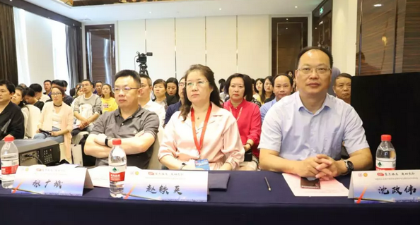 中国非公协会眼科专委会2019学术年会在沪举行 开云手机平台-开云（中国）专家团队大放异彩16.png