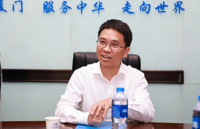 点滴爱心，点亮光明!中国华侨公益基金会领导莅临开云手机平台-开云（中国）调研指导5.png