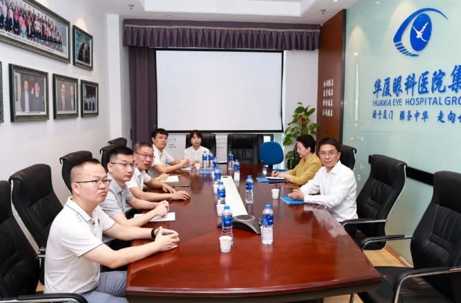 点滴爱心，点亮光明!中国华侨公益基金会领导莅临开云手机平台-开云（中国）调研指导7.png